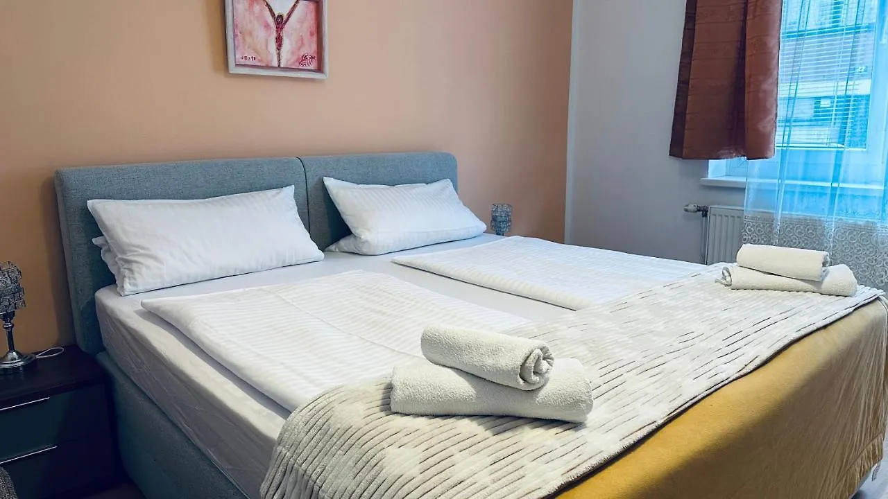 וינה 16-Fratelli Apartments Stadthalle