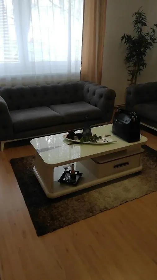וינה 16-Fratelli Apartments Stadthalle אוסטריה
